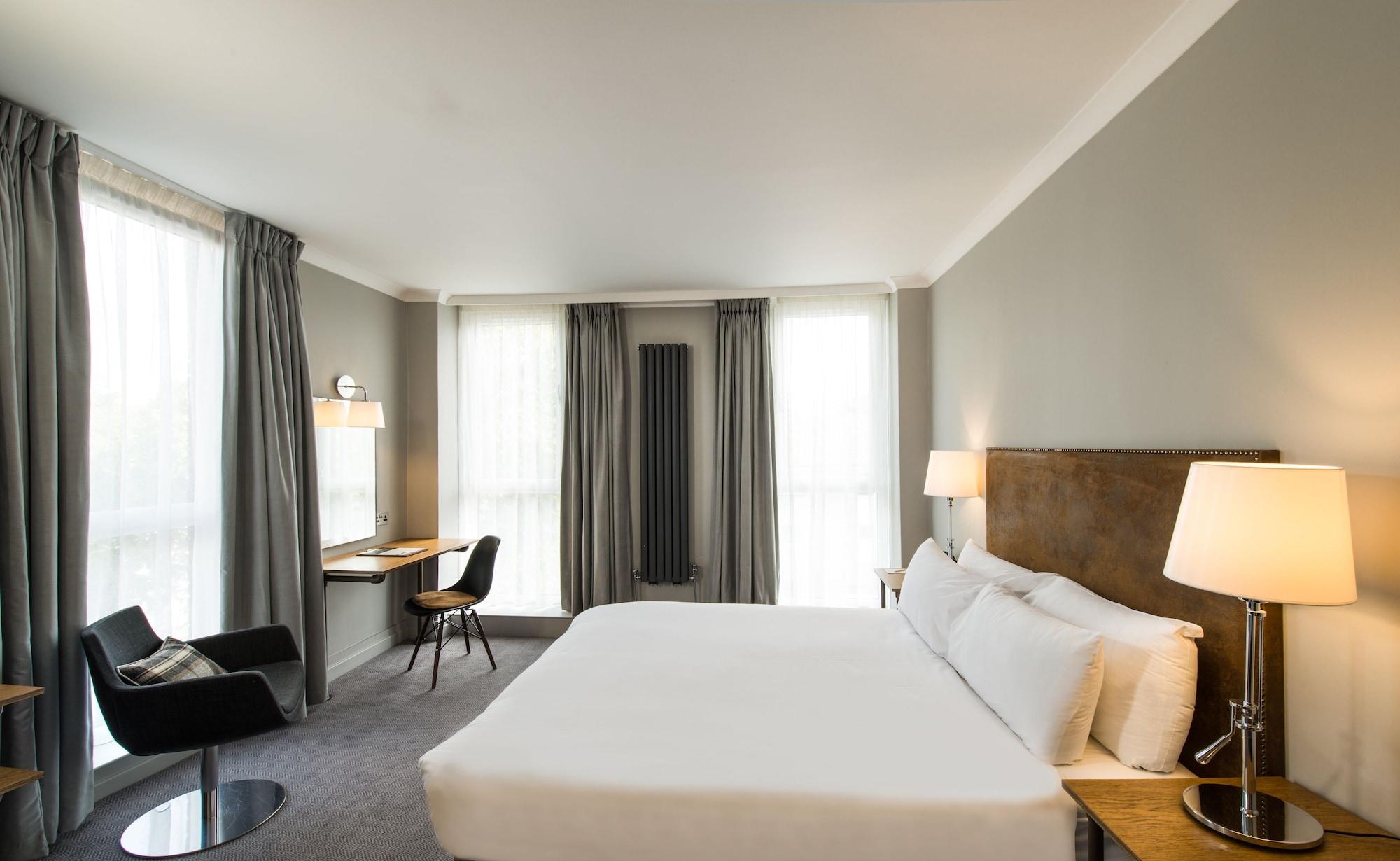 Glasgow West Hotel By Compass Hospitality Buitenkant foto