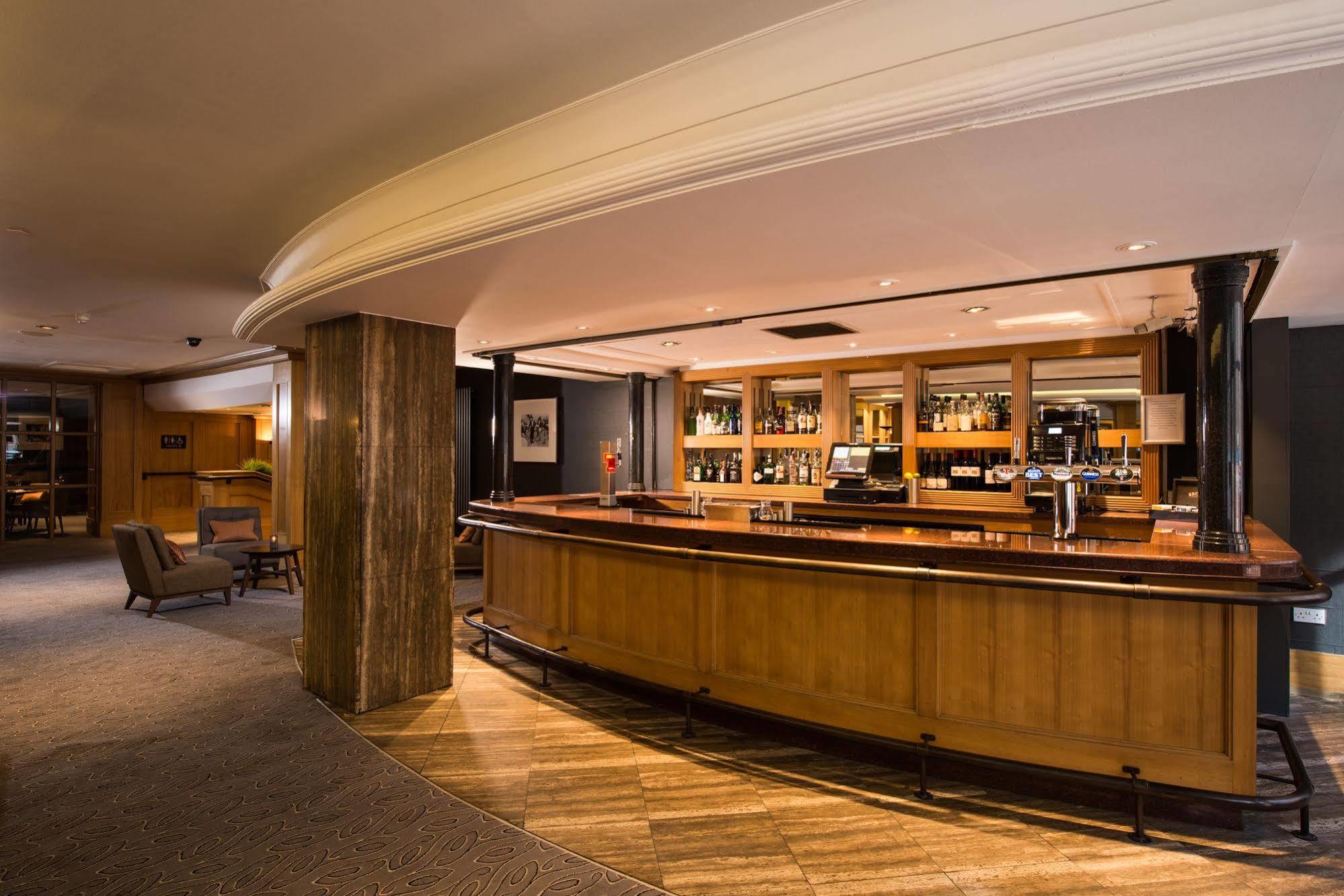 Glasgow West Hotel By Compass Hospitality Buitenkant foto